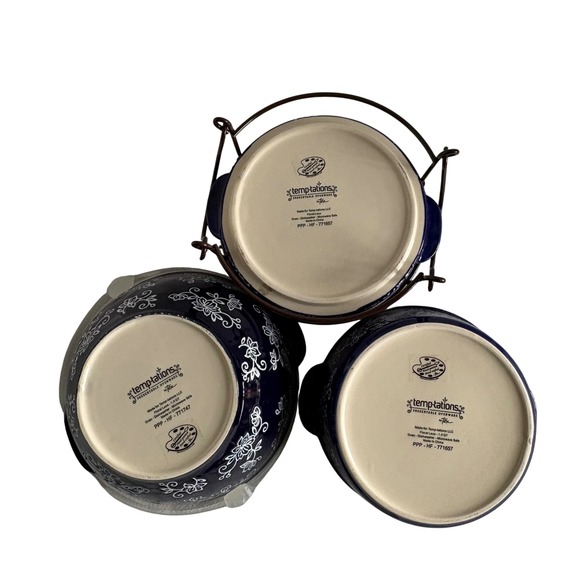 Temptations Old World Blue Floral 3-Piece Bakeware Set with Metal Rack & Lid - Picture 2 of 12